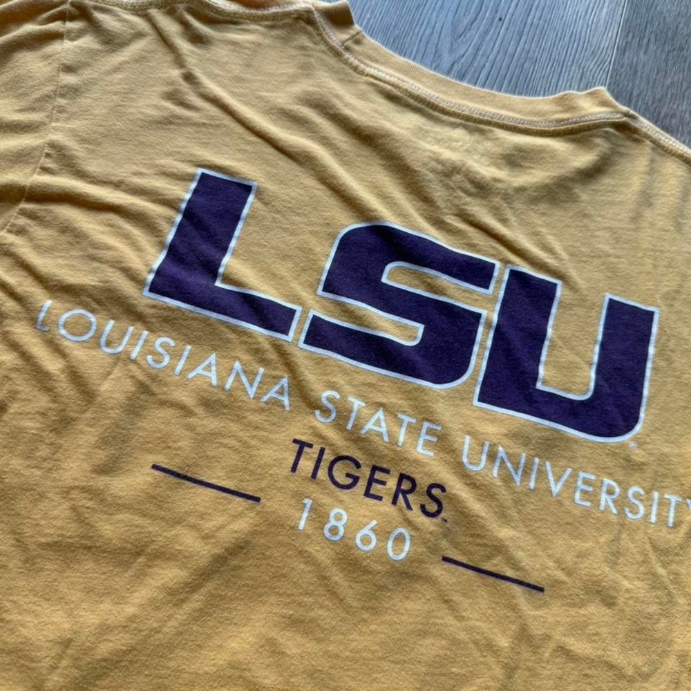 LSU Tigers Long Sleeve Pocket Shirt Men's M Yellow SEC NCAA Louisiana State - Picture 2 of 5